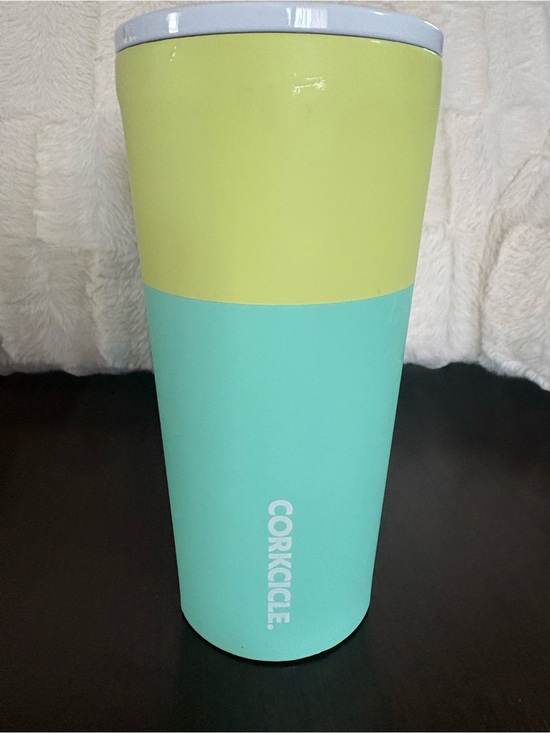 Corkcicle Other - Corkcicle Two-Tone Tumbler in Lemon & Aqua